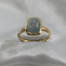 Sortija Turmalina azul grisacea Cabujon